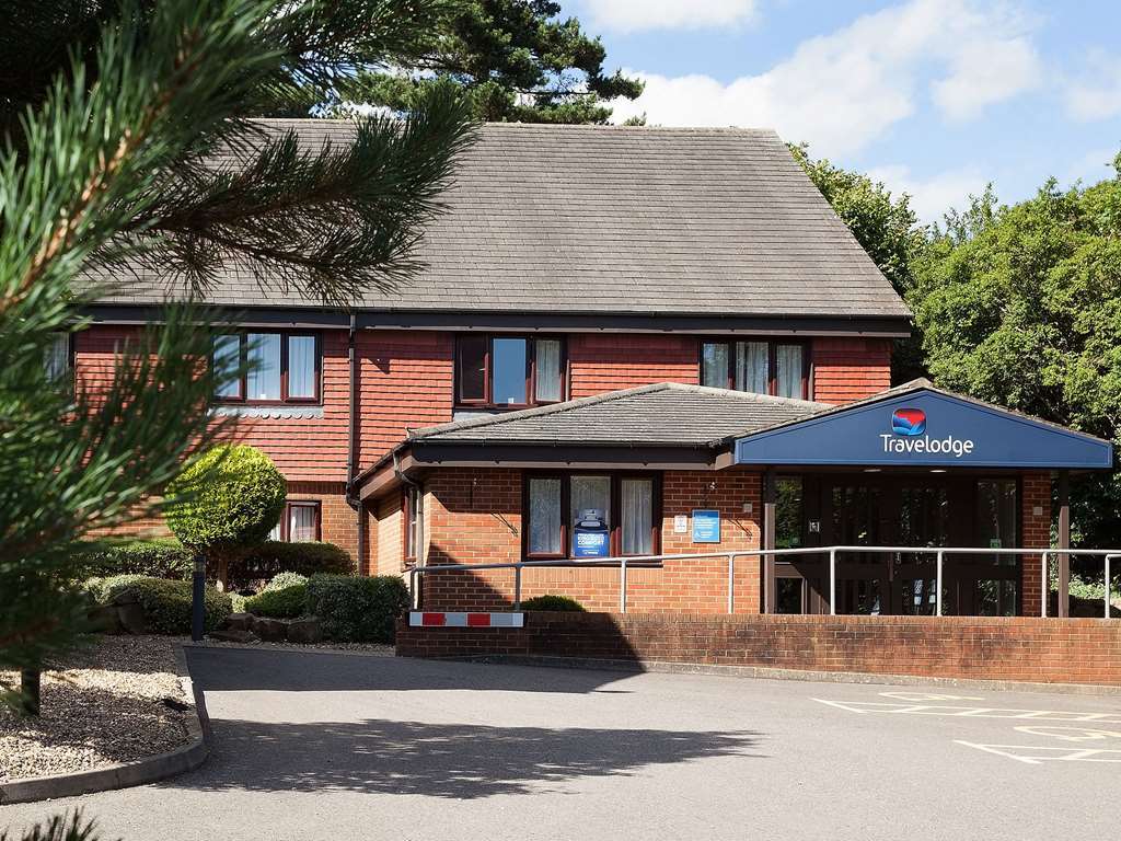 Travelodge Bracknell Exteriér fotografie